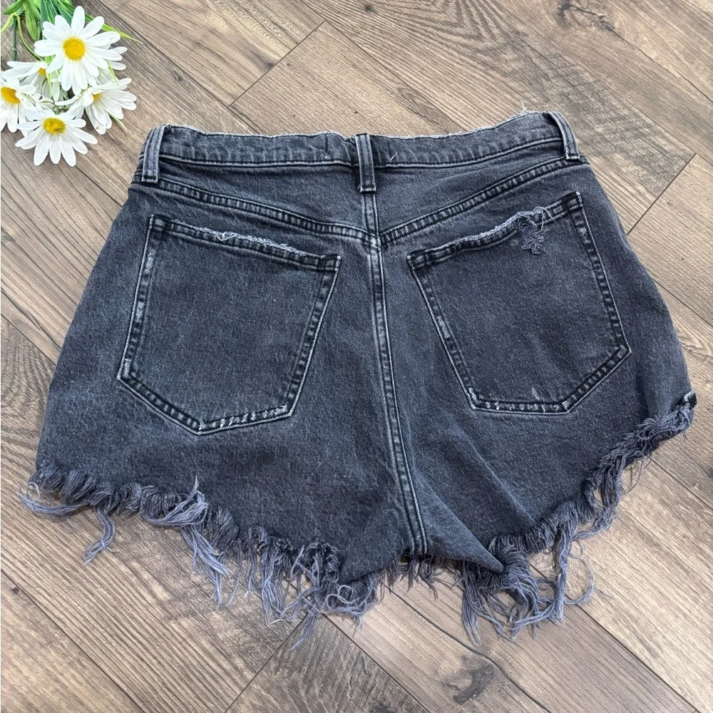 Abercrombie & Fitch Women’s  Short  size 30 - Picture 3 of 8